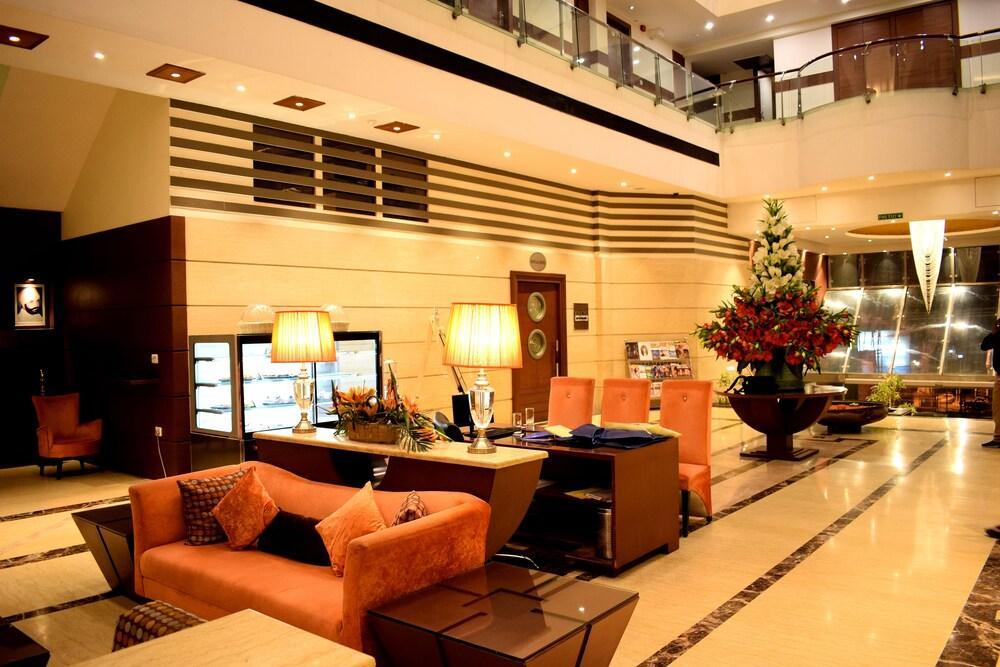 Hotel Royal Cliff Kánpur Kültér fotó