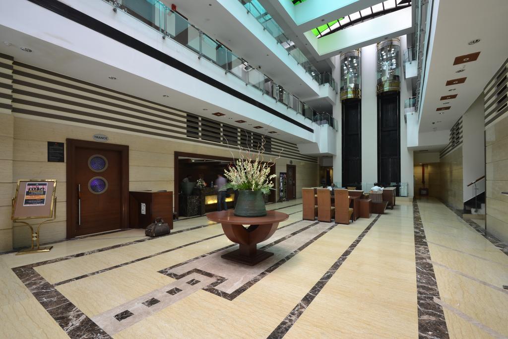 Hotel Royal Cliff Kánpur Kültér fotó