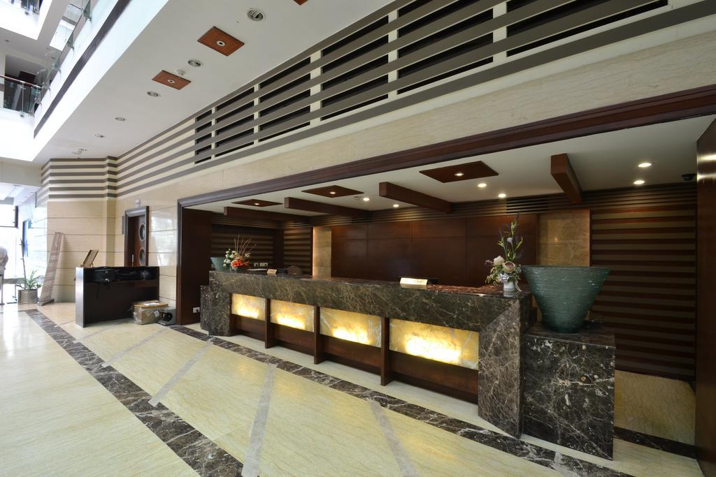 Hotel Royal Cliff Kánpur Kültér fotó